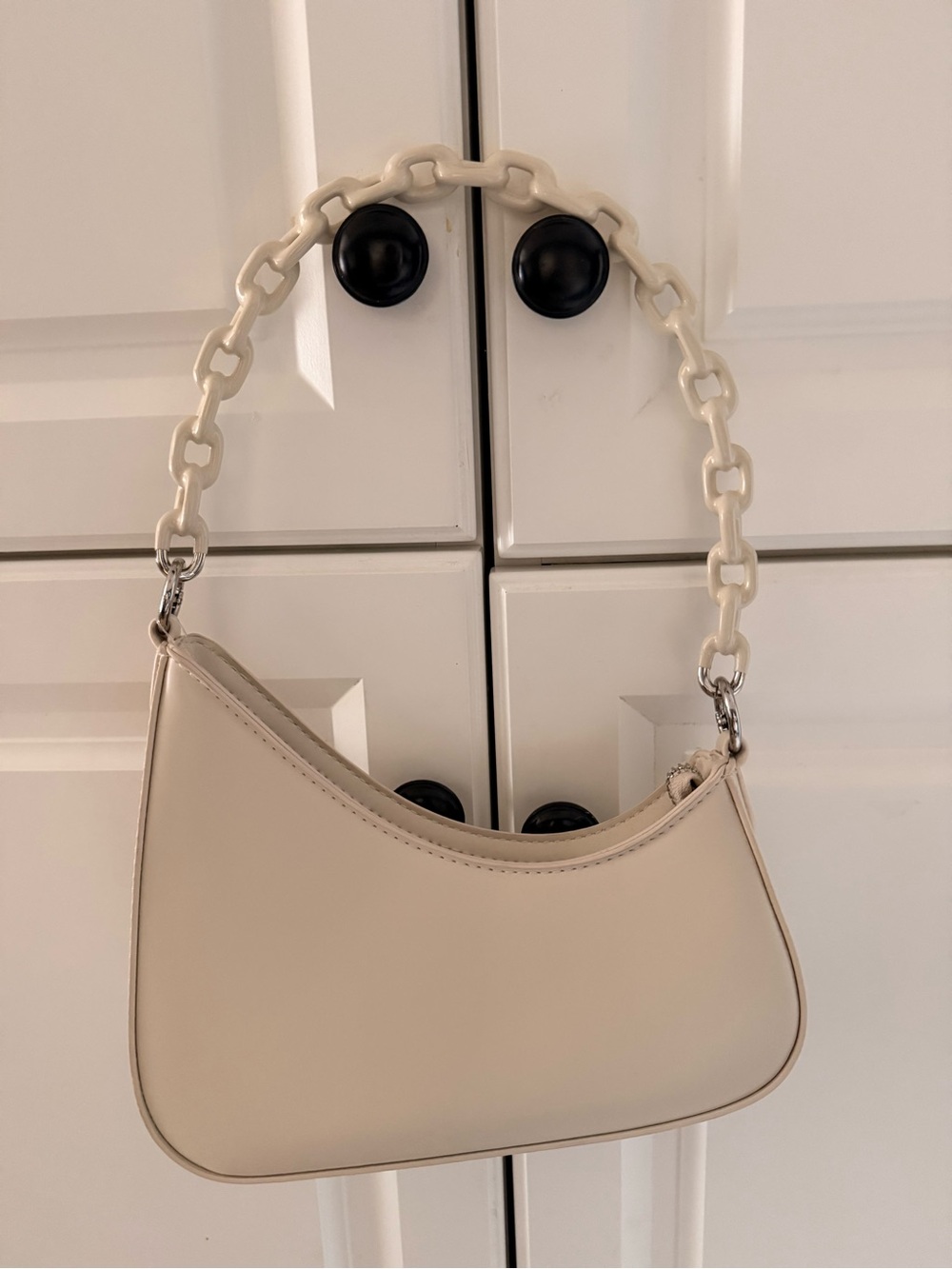 MMS Design Studio Cream Shoulder Bag with Chain-Link Handle